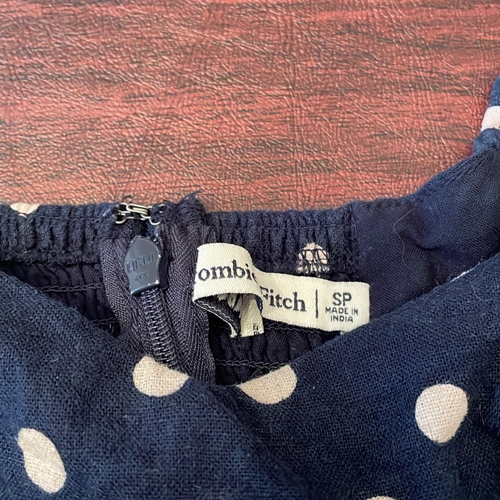 Abercrombie dress - Picture 2 of 7